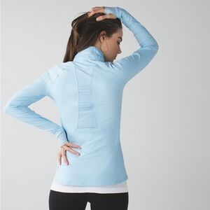 Lululemon Go The Distance Half Zip Pullover in Caspian Blue, 4